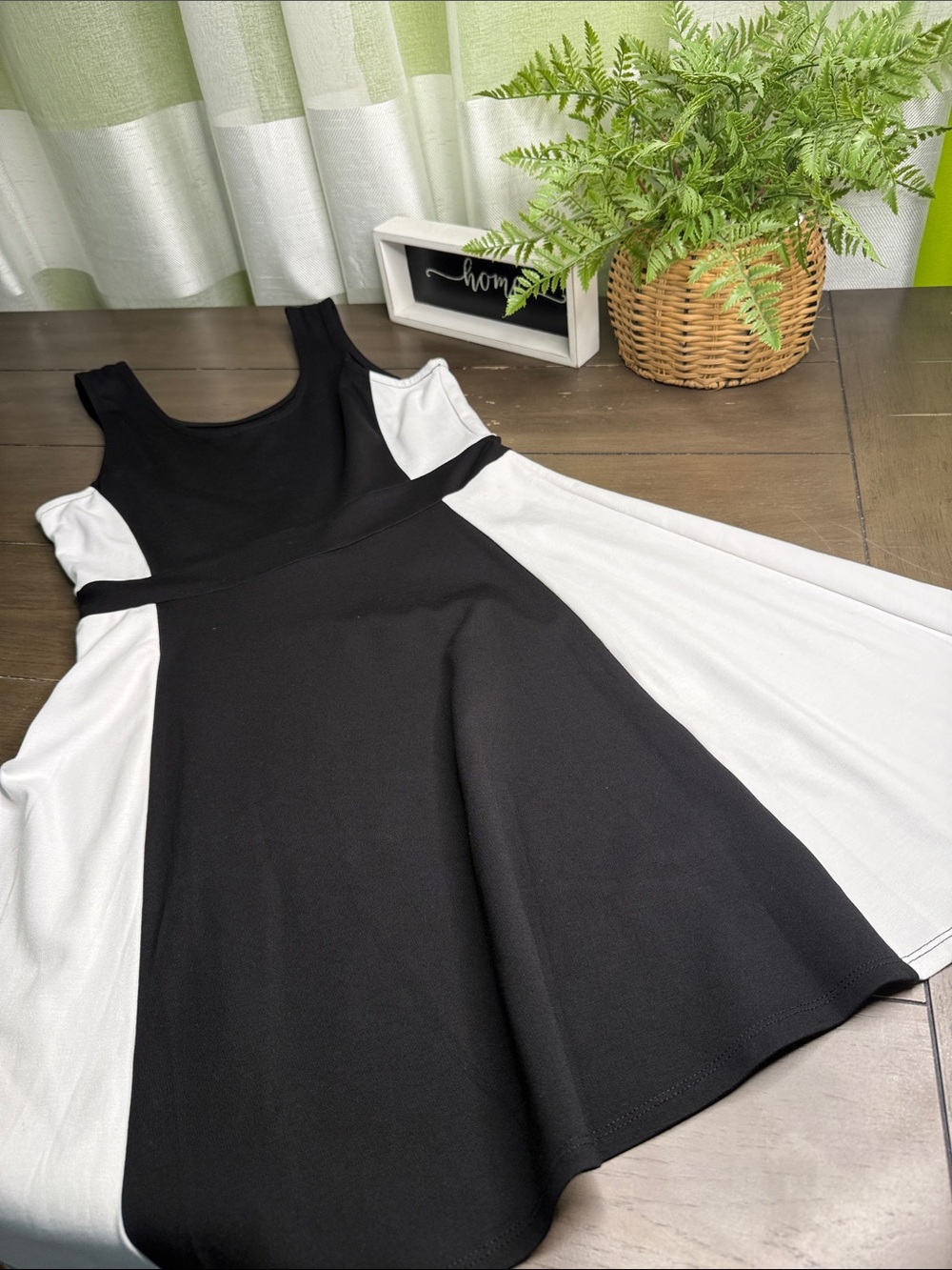 Sleeveless Black and White Colorblock Midi Dress